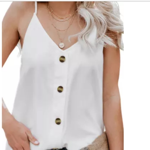 White button-down Chic Cami in size Medium - Picture 5 of 8
